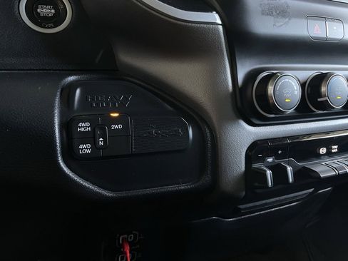 Used 2020 RAM 2500 Big Horn image 30