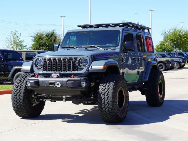 Used 2025 Jeep Wrangler Unlimited Rubicon w/ Safety Group AWD/4WD image 10