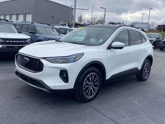 Used 2024 Ford Escape SE w/ PHEV Premium Package video 3