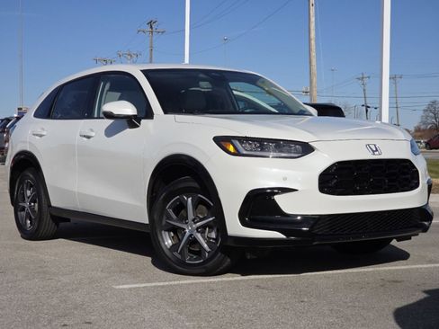 Certified 2023 Honda HR-V EX-L image 2