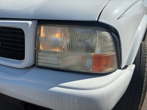 Used 1998 GMC Jimmy SLS w/ Marketing Opt Pkg 2 image 9