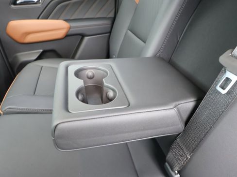 New 2026 GMC Canyon AT4 w/ Technology Plus Package AWD/4WD image 28