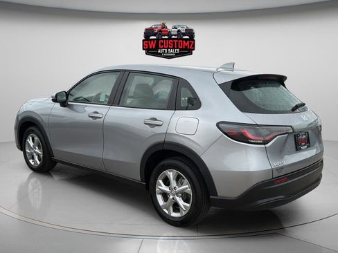 Used 2025 Honda HR-V LX image 5