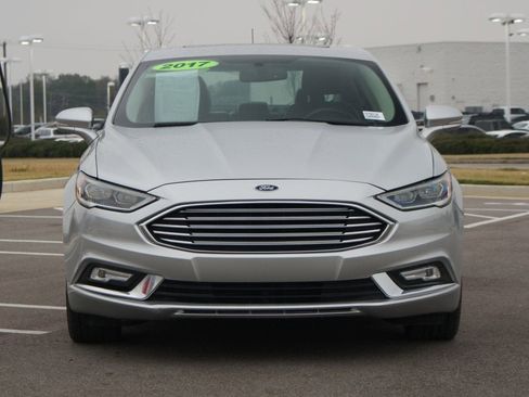 Used 2017 Ford Fusion Titanium image 17
