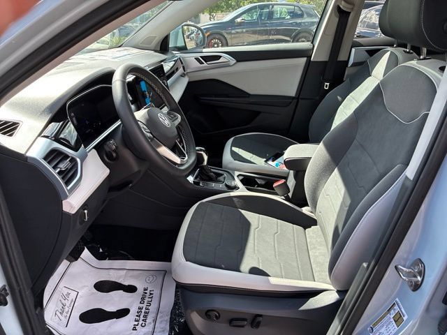 New 2026 Volkswagen Taos SE AWD/4WD image 7