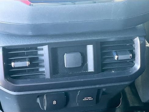 Used 2023 Ford F150 Lariat image 26
