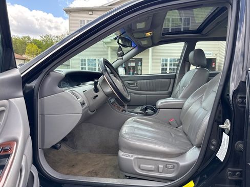 Used 2002 Toyota Avalon XL FWD image 8