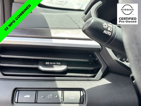 Certified 2025 Nissan Altima 2.5 SV FWD image 28