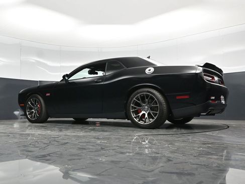 Used 2016 Dodge Challenger SRT w/ Technology Group RWD image 60