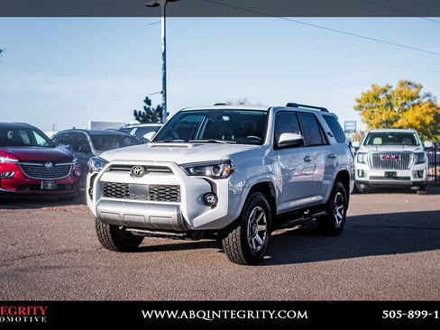 Used 2023 Toyota 4Runner TRD Off-Road image 3