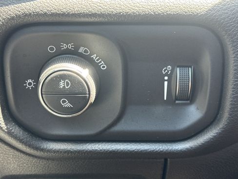 Used 2022 RAM 1500 Big Horn RWD image 14