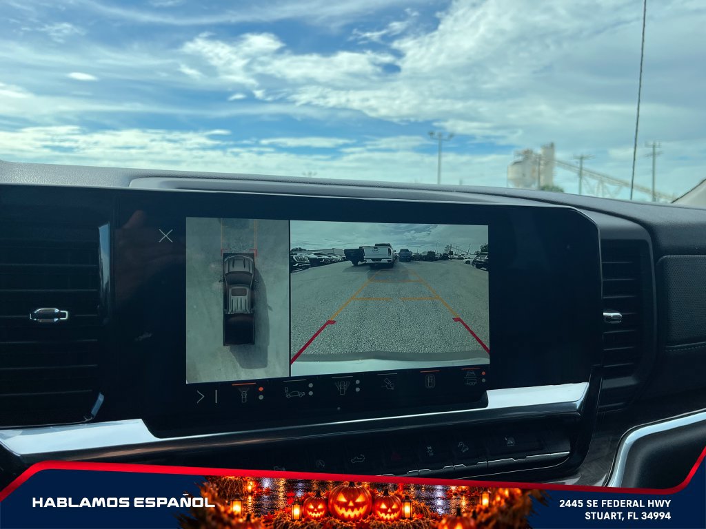 Used 2025 Chevrolet Silverado 1500 LTZ AWD/4WD image 32