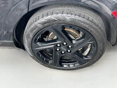 Used 2024 Chevrolet Equinox EV RS FWD image 11