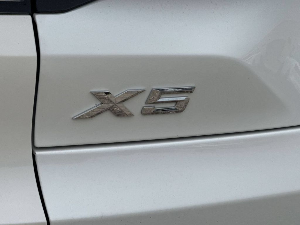 Used 2024 BMW X5 xDrive40i AWD/4WD image 10