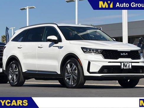 Used 2023 Kia Sorento EX AWD/4WD image 1