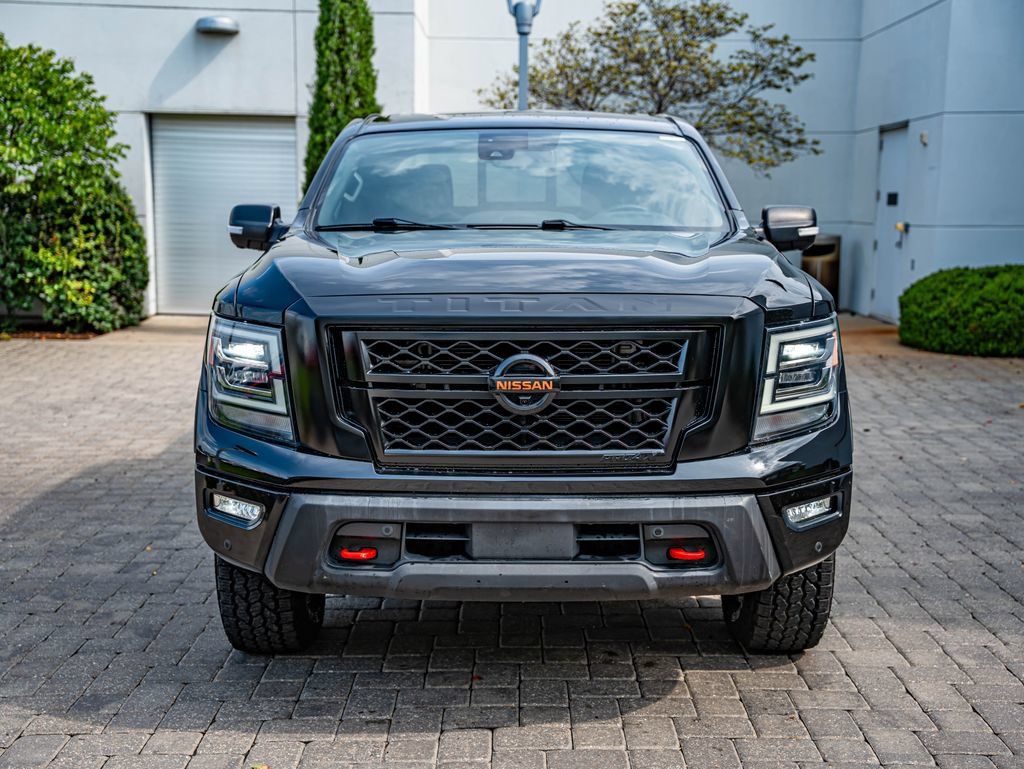 Used 2022 Nissan Titan PRO-4X w/ Pro-4x Convenience Package AWD/4WD image 2