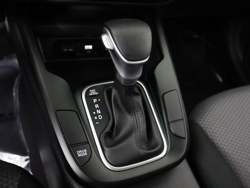 Used 2025 Kia Soul LX w/ LX Technology Package FWD image 45