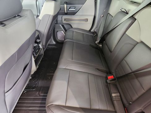 New 2025 GMC Hummer EV 3X w/ LPO, Illumination Package image 19