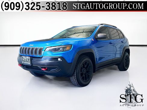 Used 2020 Jeep Cherokee Trailhawk AWD/4WD image 1