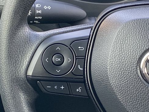 Certified 2025 Toyota RAV4 XLE image 17