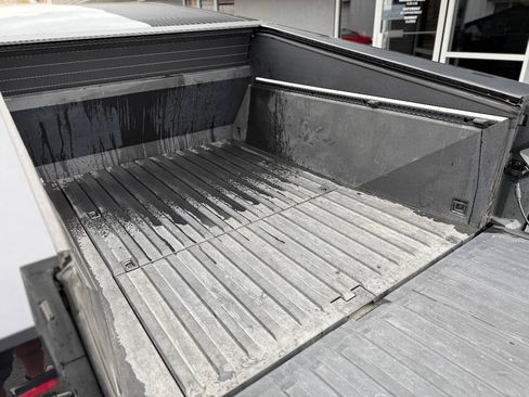 Used 2024 Tesla Cybertruck AWD Crew Cab image 10