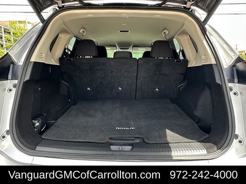 Used 2024 Nissan Rogue SV AWD/4WD image 27