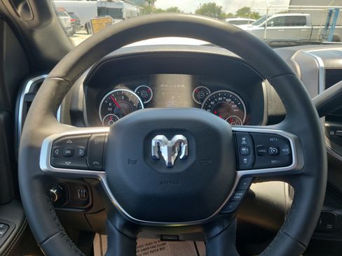 Used 2025 RAM 2500 Big Horn AWD/4WD image 16