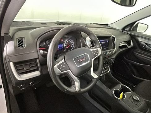 Used 2023 GMC Terrain SLE FWD image 13