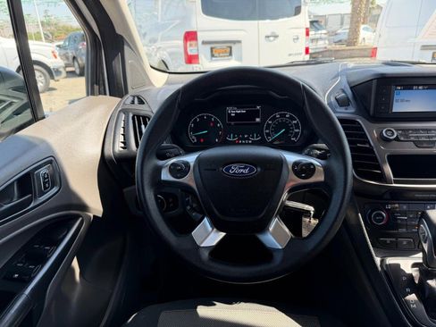 Used 2022 Ford Transit Connect XL FWD image 27