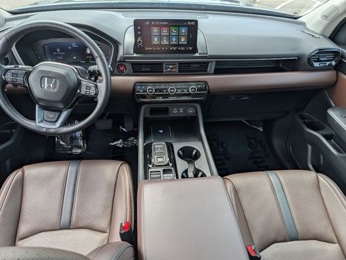 Used 2024 Honda Pilot Elite image 10