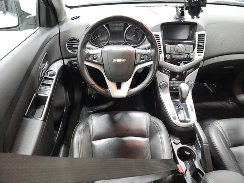Used 2013 Chevrolet Cruze LT image 23