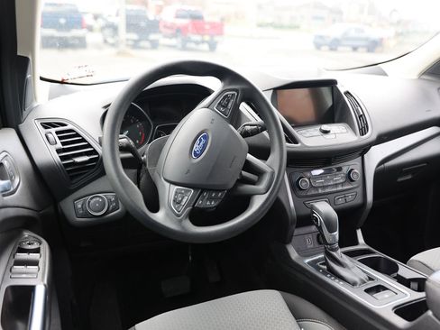 Used 2019 Ford Escape SE image 7