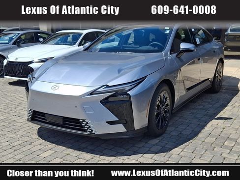New 2026 Lexus ES 500e AWD/4WD image 3
