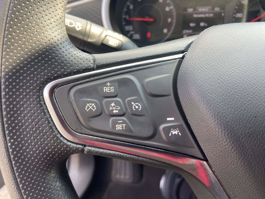 Used 2023 Chevrolet Malibu LT FWD image 31