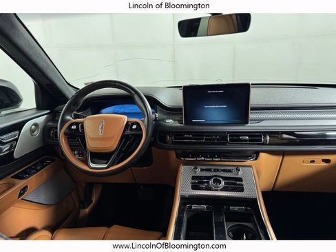 Used 2023 Lincoln Aviator Black Label image 24