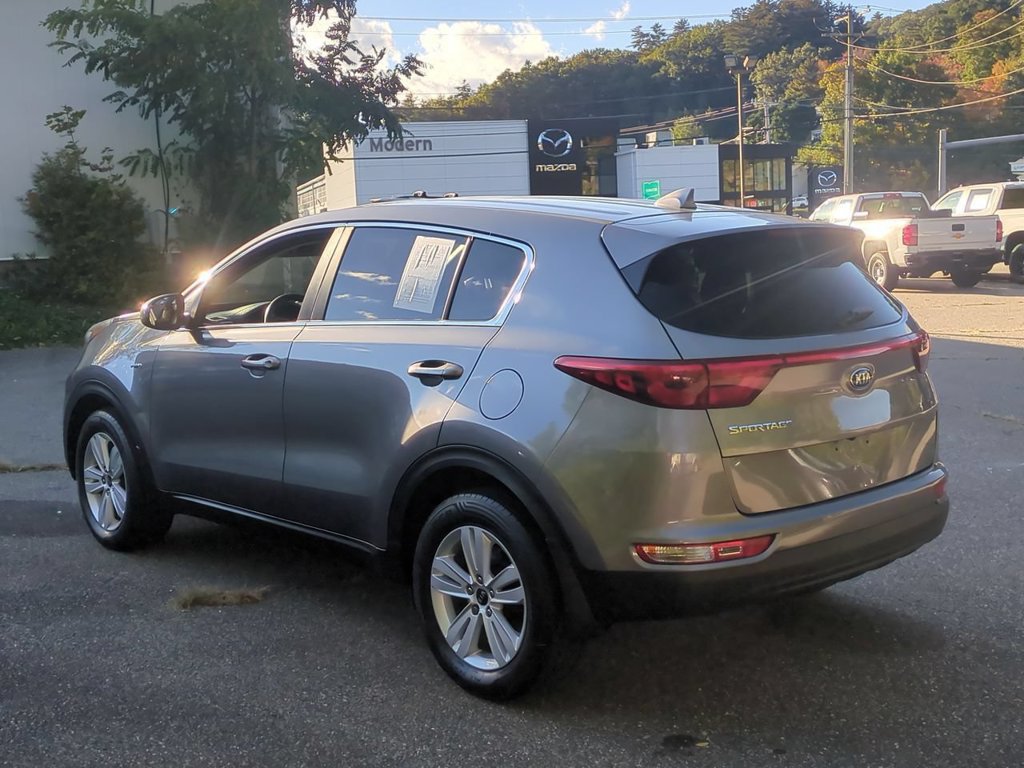 Used 2017 Kia Sportage LX AWD/4WD image 6