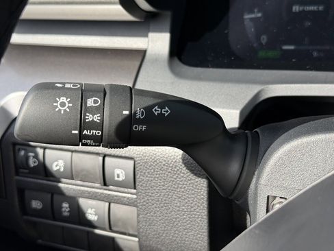 New 2025 Toyota Tacoma TRD Off-Road image 19