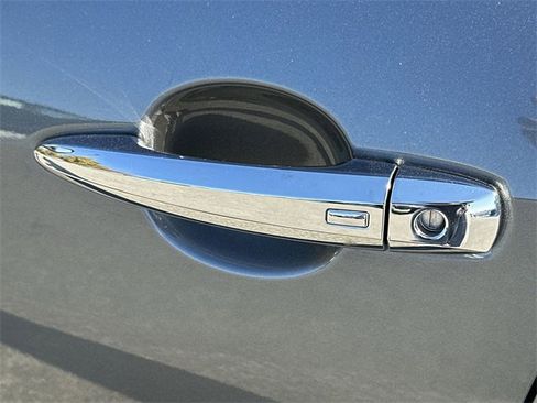 Used 2019 Nissan Altima 2.5 SV image 13