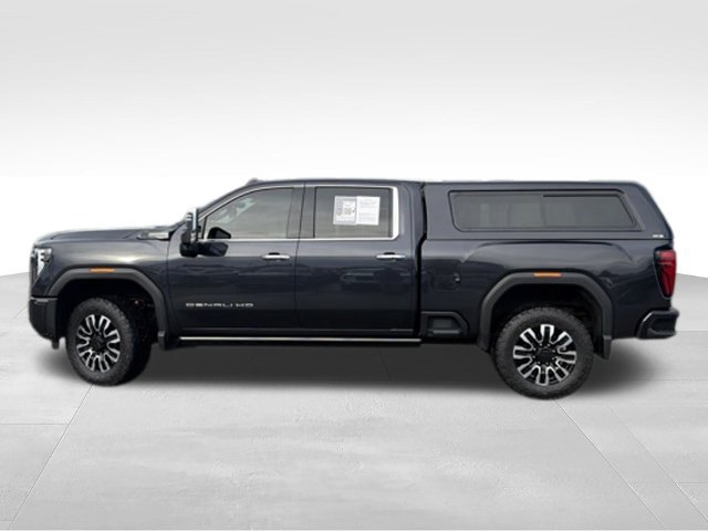 Used 2024 GMC Sierra 2500 Denali Ultimate AWD/4WD image 2