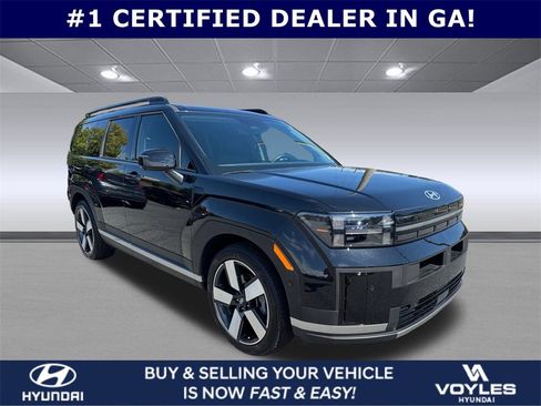 Certified 2025 Hyundai Santa Fe Limited image 2