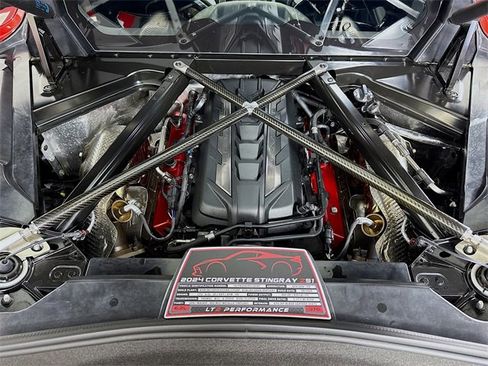 Used 2024 Chevrolet Corvette Stingray Preferred Cpe w/ Z51 Performance Package image 29