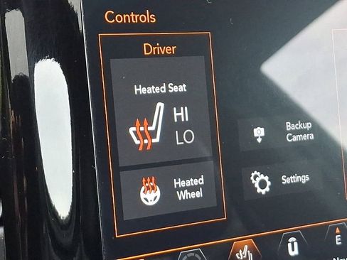 Used 2020 Jeep Grand Cherokee Altitude AWD/4WD image 27