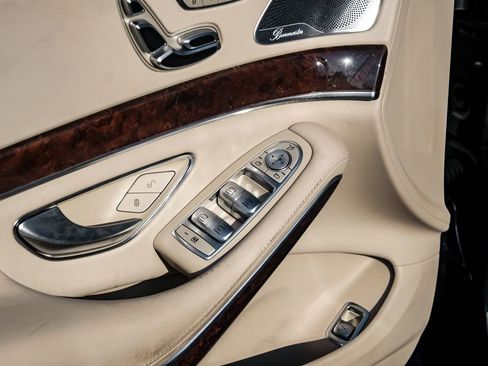 Used 2019 Mercedes-Benz S 560 Sedan image 51