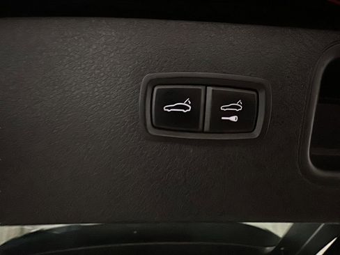 Used 2018 Porsche Macan S image 20