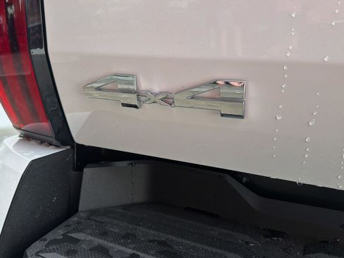 New 2026 Toyota Tundra Limited AWD/4WD image 6