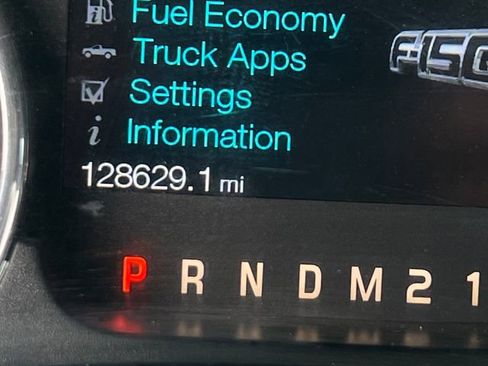 Used 2014 Ford F150 FX4 w/ Equipment Group 402A Luxury image 22