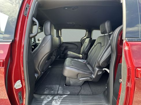 New 2026 Chrysler Pacifica Select w/ S Appearance Package FWD image 52