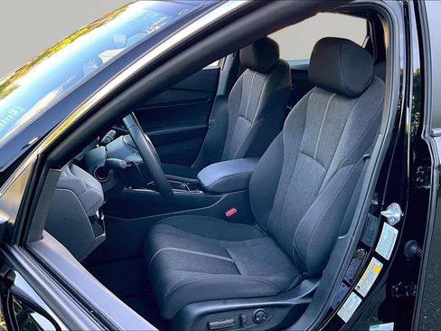Certified 2025 Honda Accord Sport image 15