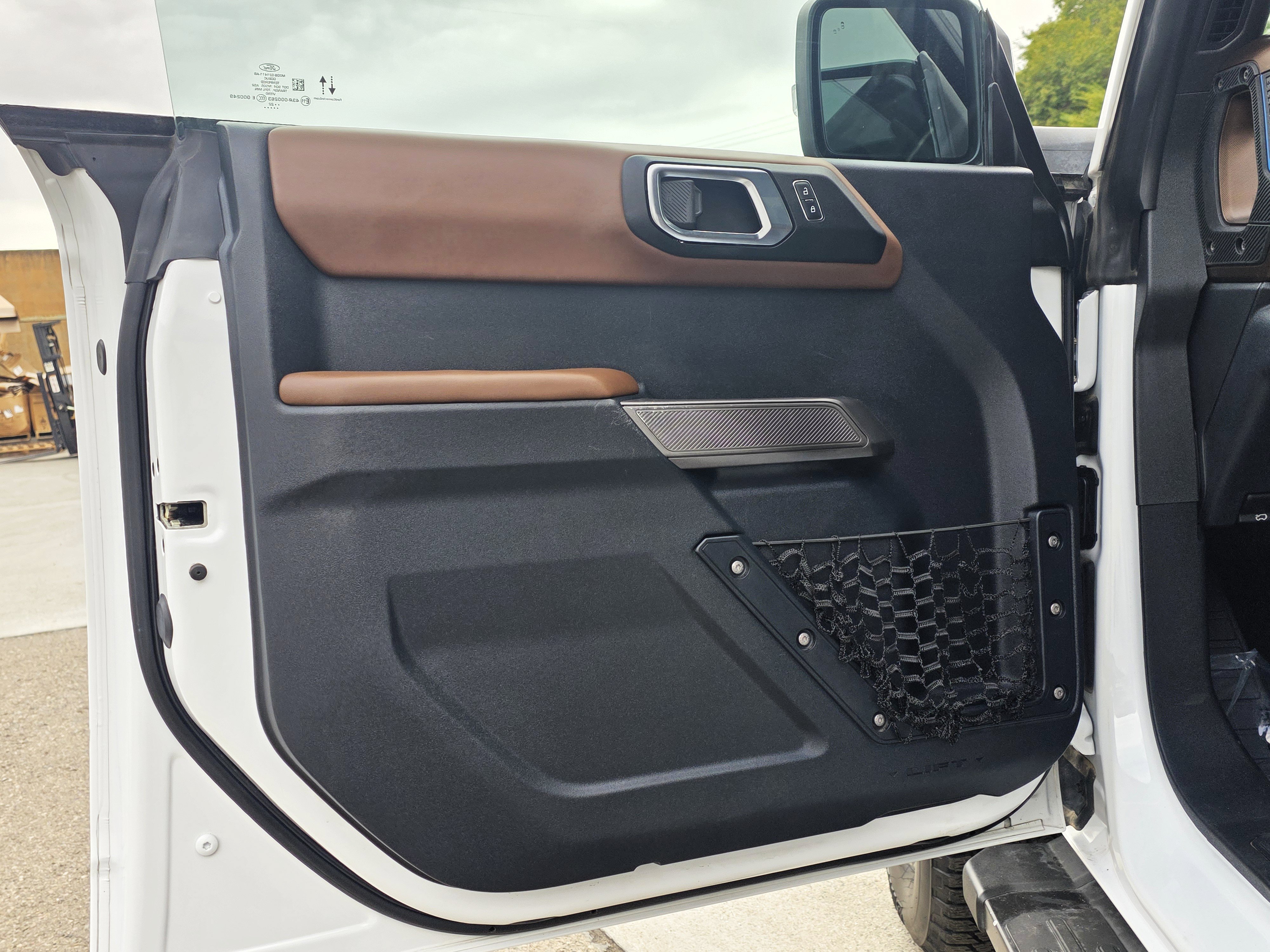 Used 2022 Ford Bronco Outer Banks AWD/4WD image 12