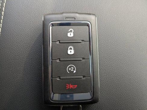 New 2026 Jeep Cherokee Laredo image 30